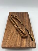 ⁦مسباح خشب الكوك شاهد منقوش⁩ - الصورة ⁦2⁩