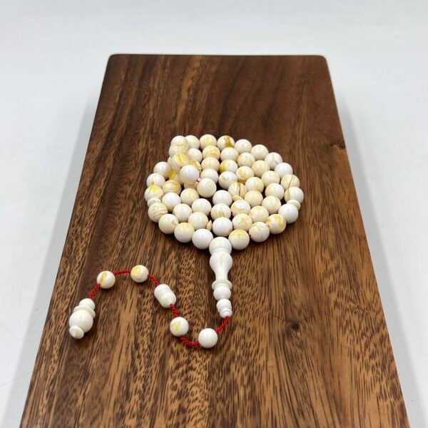 مسباح مستكه