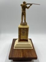 كأس رماية من مستكه صب قديم سنة 1955