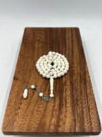 مسباح عظم جمل منقوش