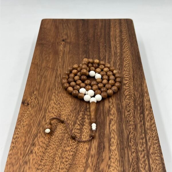 مسباح خشب كوك مع عظم جمل