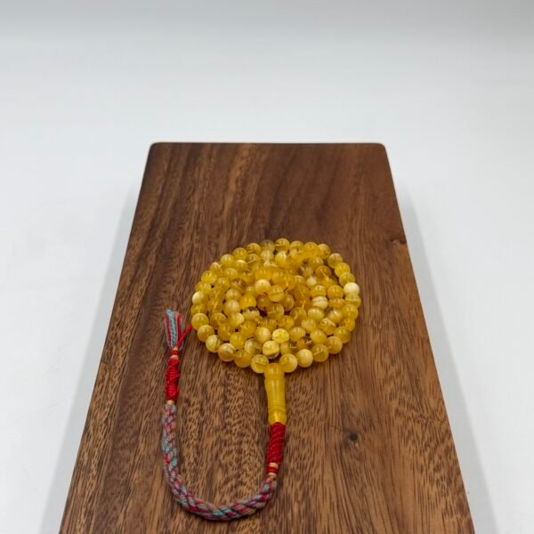 مسباح كهرمان قديم شفاف