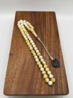 ⁦مسباح مستكه شبيه الكهرمان⁩ - الصورة ⁦2⁩