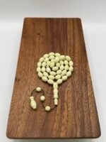 مسباح مستكه شبيه الكهرمان