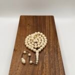 مسباح مستكه شبيه الكهرمان