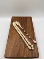 ⁦مسباح مستكه شبيه الكهرمان⁩ - الصورة ⁦2⁩