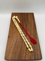 ⁦مسباح مستكه شبيه الكهرمان⁩ - الصورة ⁦2⁩