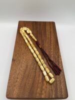 ⁦مسباح مستكه شبيه الكهرمان⁩ - الصورة ⁦2⁩