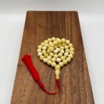 مسباح مستكه شبيه الكهرمان