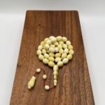 مسباح مستكه شبيه الكهرمان