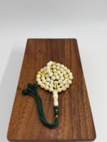 مسباح مستكه شبيه الكهرمان مشخط تايقر