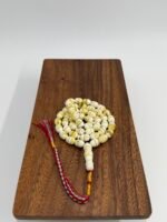 مسباح مستكه شبيه الكهرمان مشخط تايقر